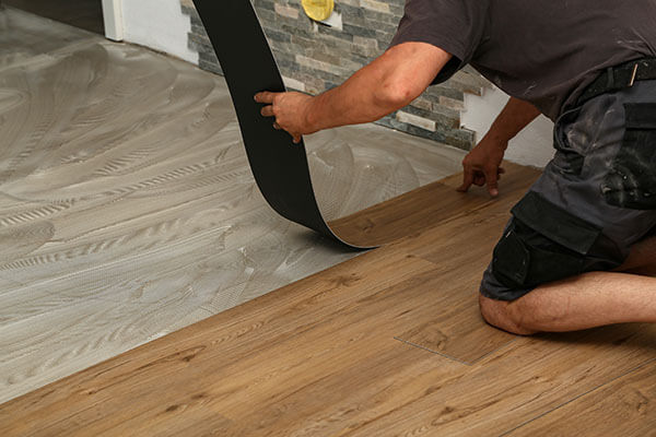 Calculate flip and rehab project costs and profit margins ahead of time